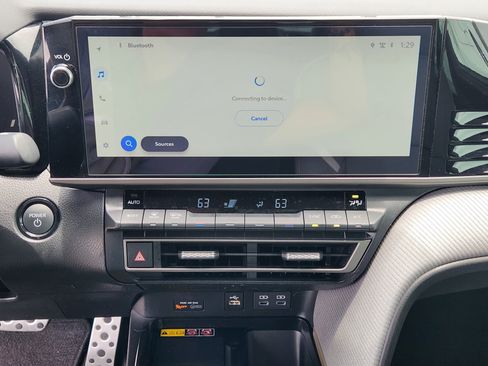 Used 2025 Toyota Camry SE w/ Multimedia Upgrade Package FWD image 18