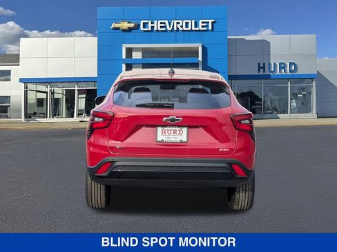 New 2026 Chevrolet Trax RS image 5