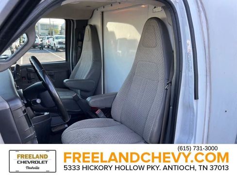 Used 2021 Chevrolet Express 4500 w/ Power Convenience Package image 27