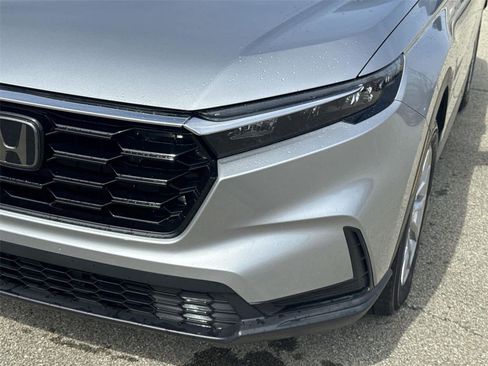 Used 2023 Honda CR-V EX image 9