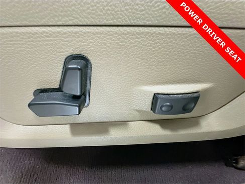 Used 2012 RAM 1500 Big Horn image 30