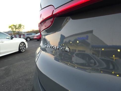 Used 2023 Hyundai Santa Fe SEL image 13