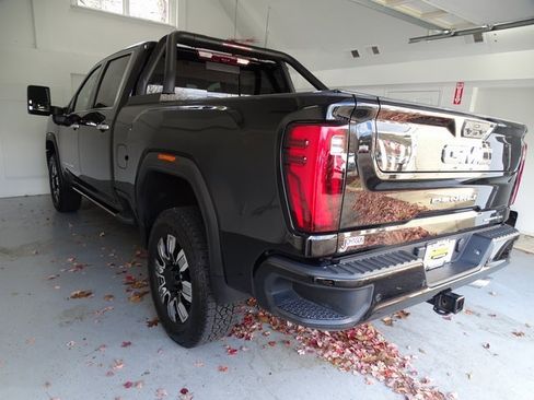 Certified 2024 GMC Sierra 3500 Denali w/ Technology Package image 19