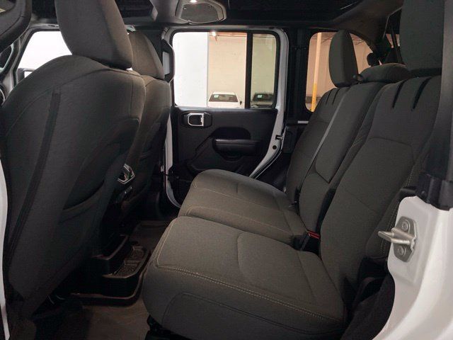 Used 2024 Jeep Wrangler Unlimited AWD/4WD image 69