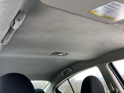 Used 2019 Nissan Versa SV image 20