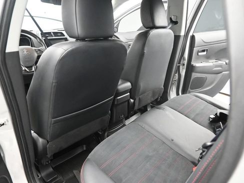 Used 2024 Mitsubishi Outlander Sport SE AWD/4WD image 15