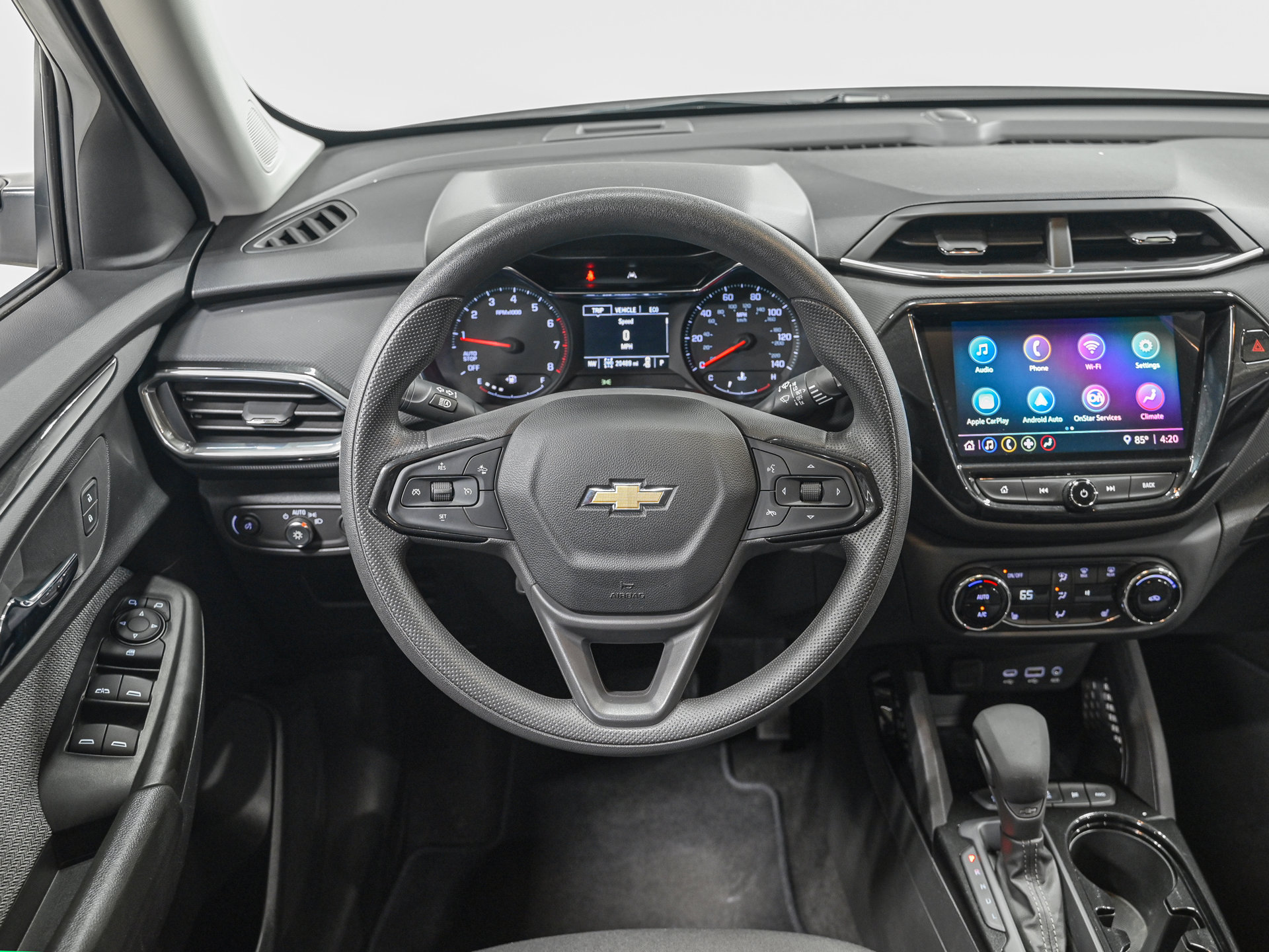 Used 2023 Chevrolet TrailBlazer LT w/ Convenience Package AWD/4WD image 18
