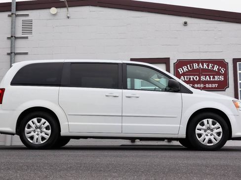 Used 2017 Dodge Grand Caravan SE w/ Power Window Group FWD image 8