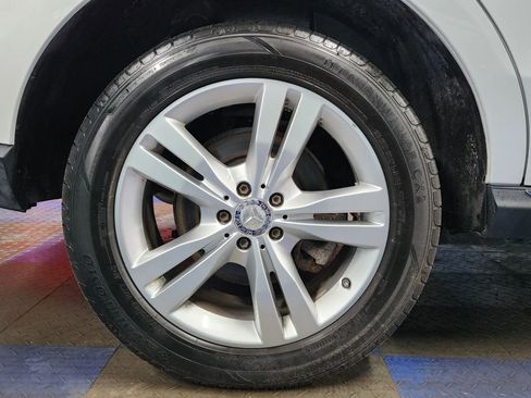 Used 2015 Mercedes-Benz ML 350 ML 350 4MATIC Sport Utility 4D w/ Premium 1 Package image 66