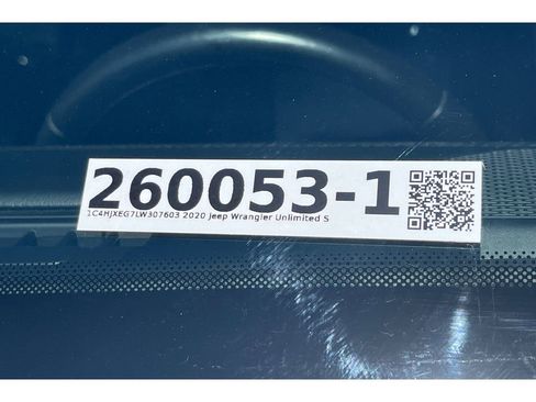 Used 2020 Jeep Wrangler Unlimited Sahara image 51