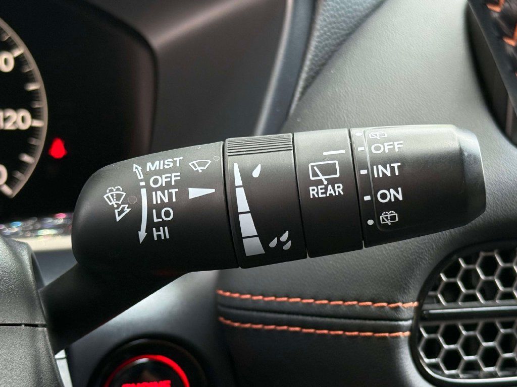 Used 2025 Honda HR-V Sport image 28