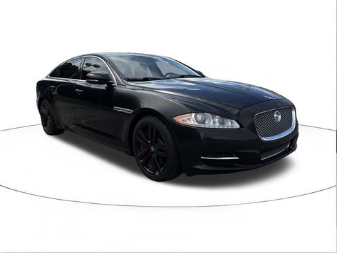 Used 2013 Jaguar XJ L Portfolio RWD image 1