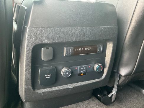 Used 2017 Lincoln Navigator Reserve image 24