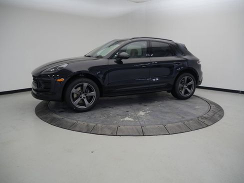 New 2026 Porsche Macan AWD/4WD image 1