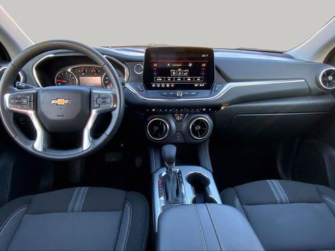 Used 2026 Chevrolet Blazer LT FWD image 16