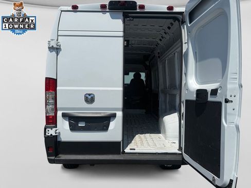 Used 2026 RAM ProMaster 2500 w/ Convenience Group FWD image 23