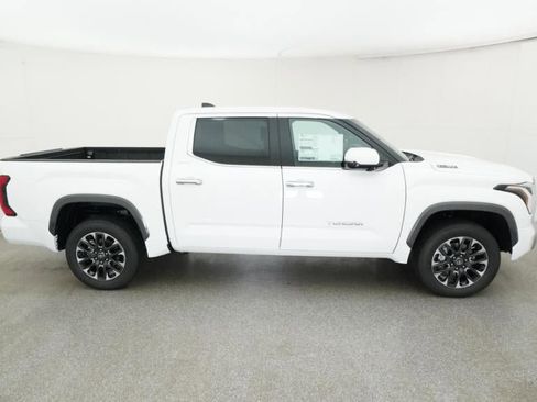 New 2026 Toyota Tundra Limited AWD/4WD image 11