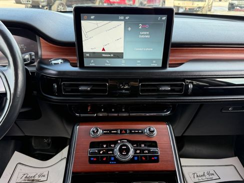 Used 2021 Lincoln Aviator Reserve image 23