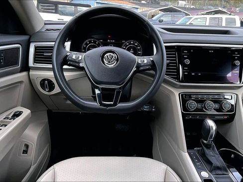 Used 2019 Volkswagen Atlas SEL image 5