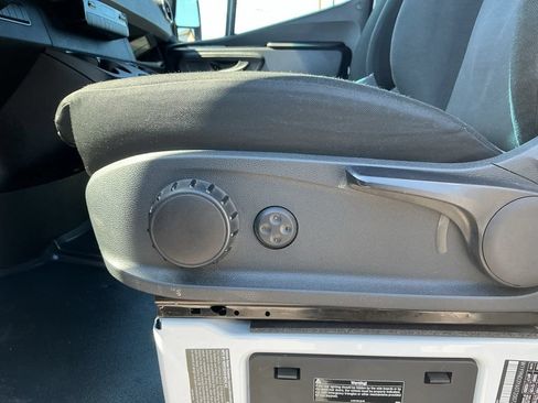 Used 2025 Mercedes-Benz Sprinter 4500 image 14
