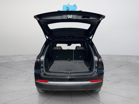 New 2026 Jeep Grand Cherokee Limited RWD image 30