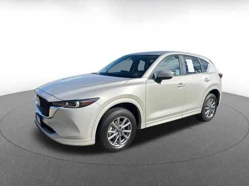 Used 2025 MAZDA CX-5 AWD 2.5 S w/ Select Package image 4