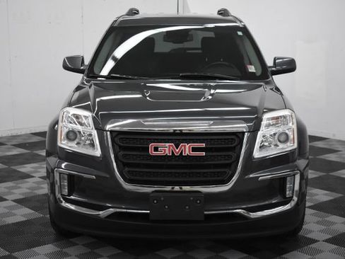 Used 2017 GMC Terrain SLE w/ Convenience Package image 3