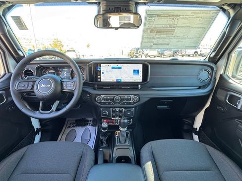 New 2026 Jeep Gladiator Rubicon image 13