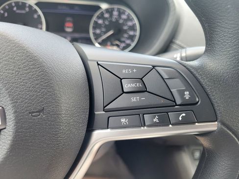 New 2025 Nissan Sentra SV w/ Trunk Package image 19