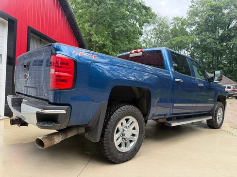 Used 2017 Chevrolet Silverado 3500 LTZ w/ Duramax Plus Package AWD/4WD image 12