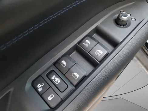 New 2026 Jeep Compass Limited w/ Sun, Sound & Navigation Group image 30