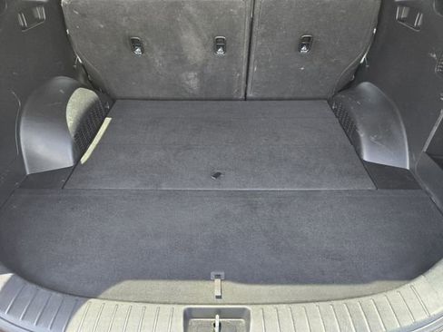 Used 2019 Hyundai Santa Fe SE AWD/4WD image 29