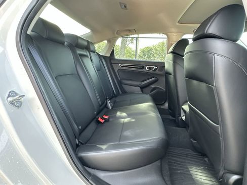 Used 2024 Honda Civic Touring image 19