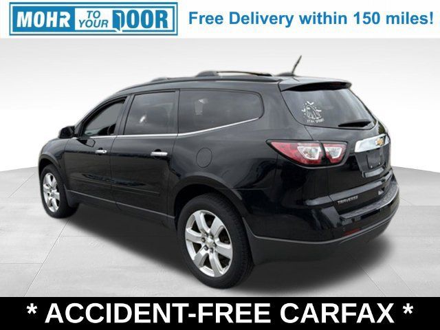 Used 2017 Chevrolet Traverse LT w/ Style and Technology Package FWD image 3
