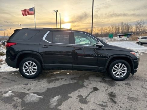 Used 2019 Chevrolet Traverse LT image 6