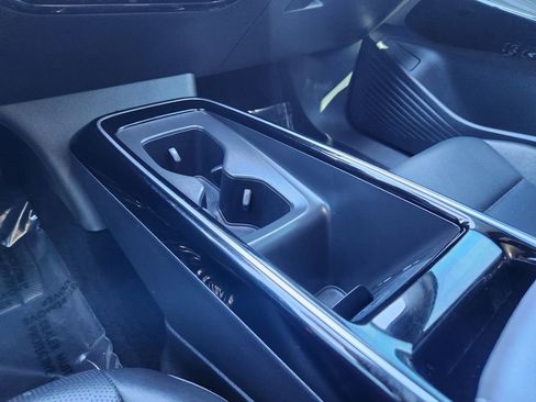 Certified 2023 Volkswagen ID.4 Pro S AWD/4WD image 16