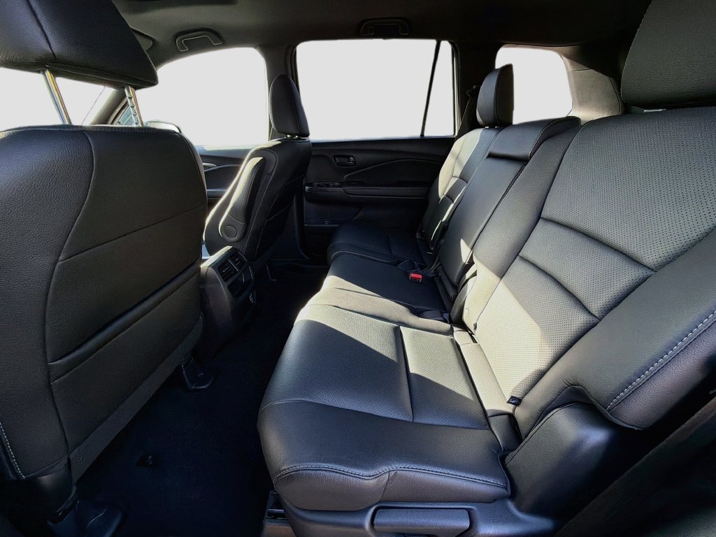 Used 2023 Honda Passport EX-L image 23