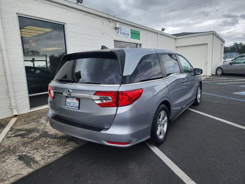 Used 2019 Honda Odyssey EX image 4