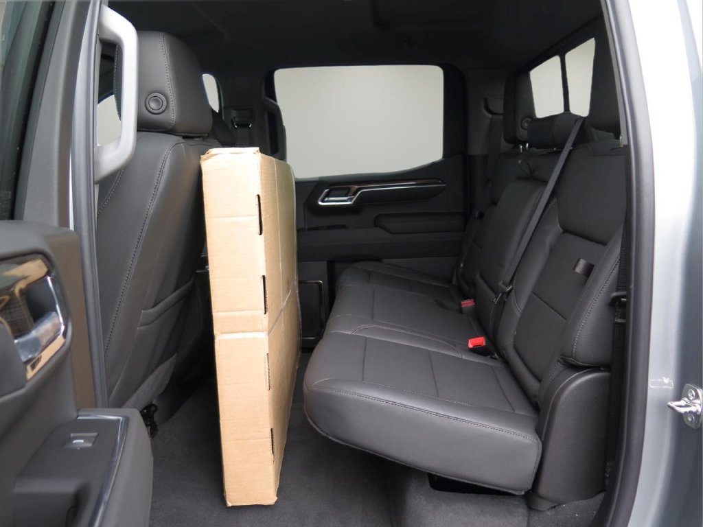 New 2026 Chevrolet Silverado 1500 RST w/ RST All Star Premium Package AWD/4WD image 23
