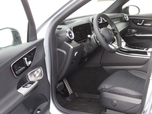 New 2026 Mercedes-Benz GLC 43 AMG 4MATIC image 10