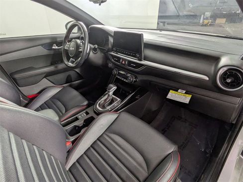 Used 2023 Kia Forte GT w/ GT2 Package image 33