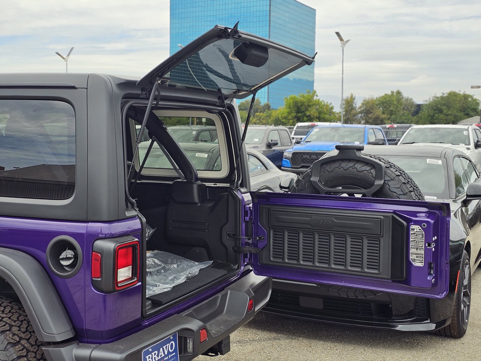 New 2026 Jeep Wrangler Unlimited Sport AWD/4WD image 8