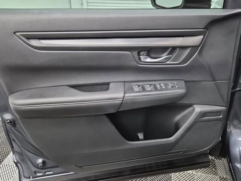Certified 2025 Honda CR-V LX image 17