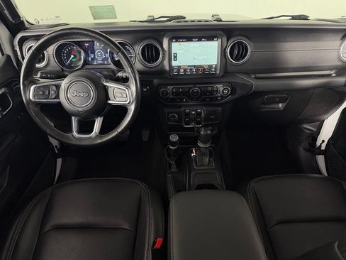 Used 2023 Jeep Wrangler Unlimited Sahara w/ Cold Weather Group AWD/4WD image 12