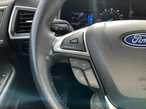 Used 2023 Ford Edge SEL image 22