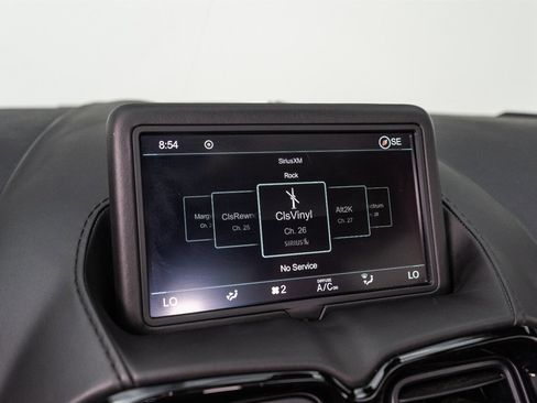 Used 2021 Aston Martin V8 Vantage Roadster RWD image 83