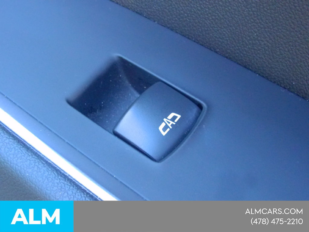 Used 2024 Chevrolet Silverado 1500 LTZ AWD/4WD image 26