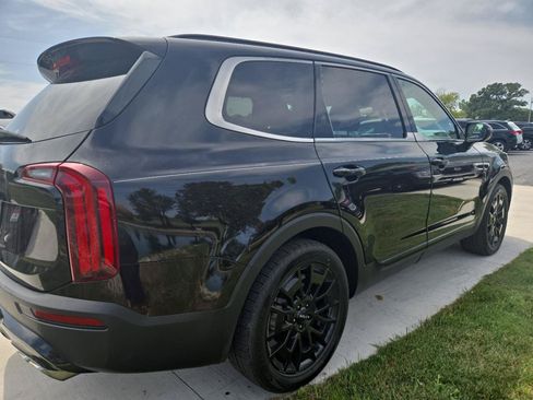 Used 2022 Kia Telluride EX w/ EX Premium Package AWD/4WD image 4