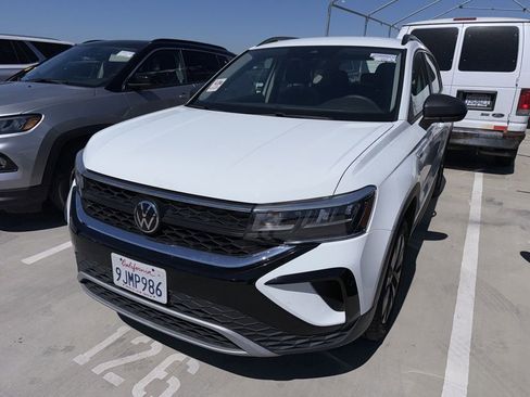 Used 2023 Volkswagen Taos S image 2