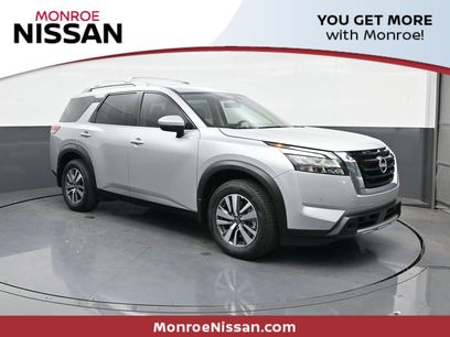 New 2025 Nissan Pathfinder SL